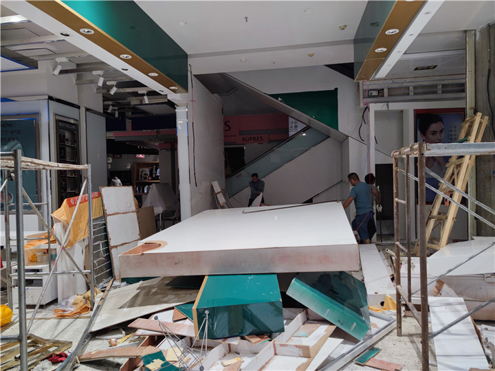 成都商場拆柜施工聯系電話-成都戰狼拆除